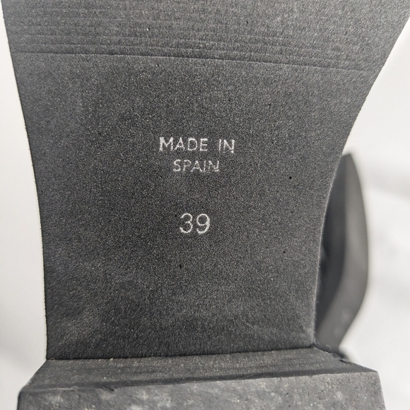 L'INTERVALLE Black Ankle Boots - Picture 11 of 12